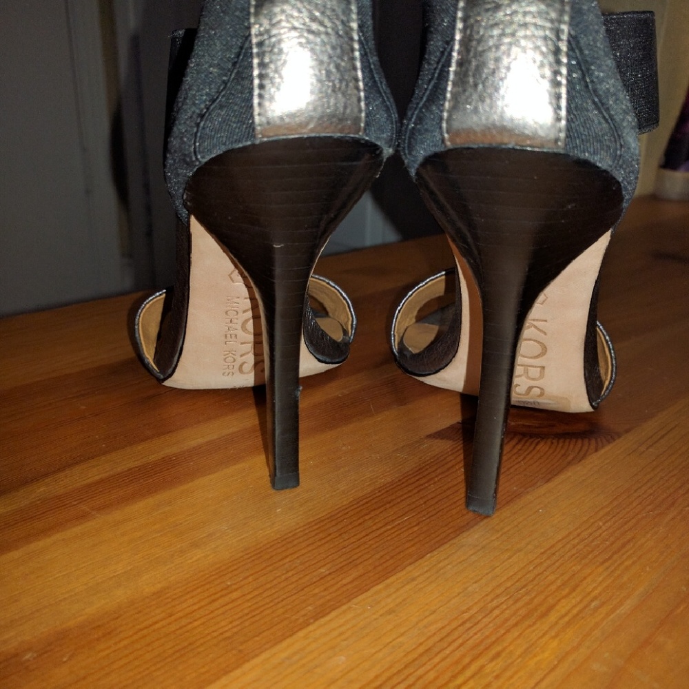 Vintage EUC Kors by Michael kors leather stiletto sz 8 - Picture 3 of 4